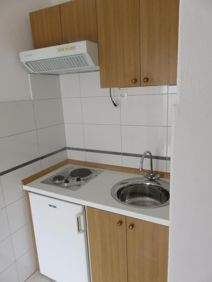 Apartmani Mm Starigrad Paklenica Exteriör bild