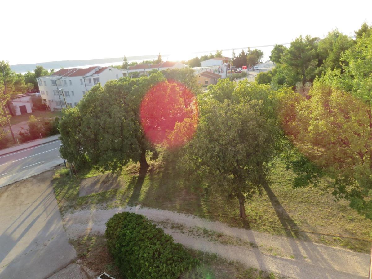Apartmani Mm Starigrad Paklenica Exteriör bild