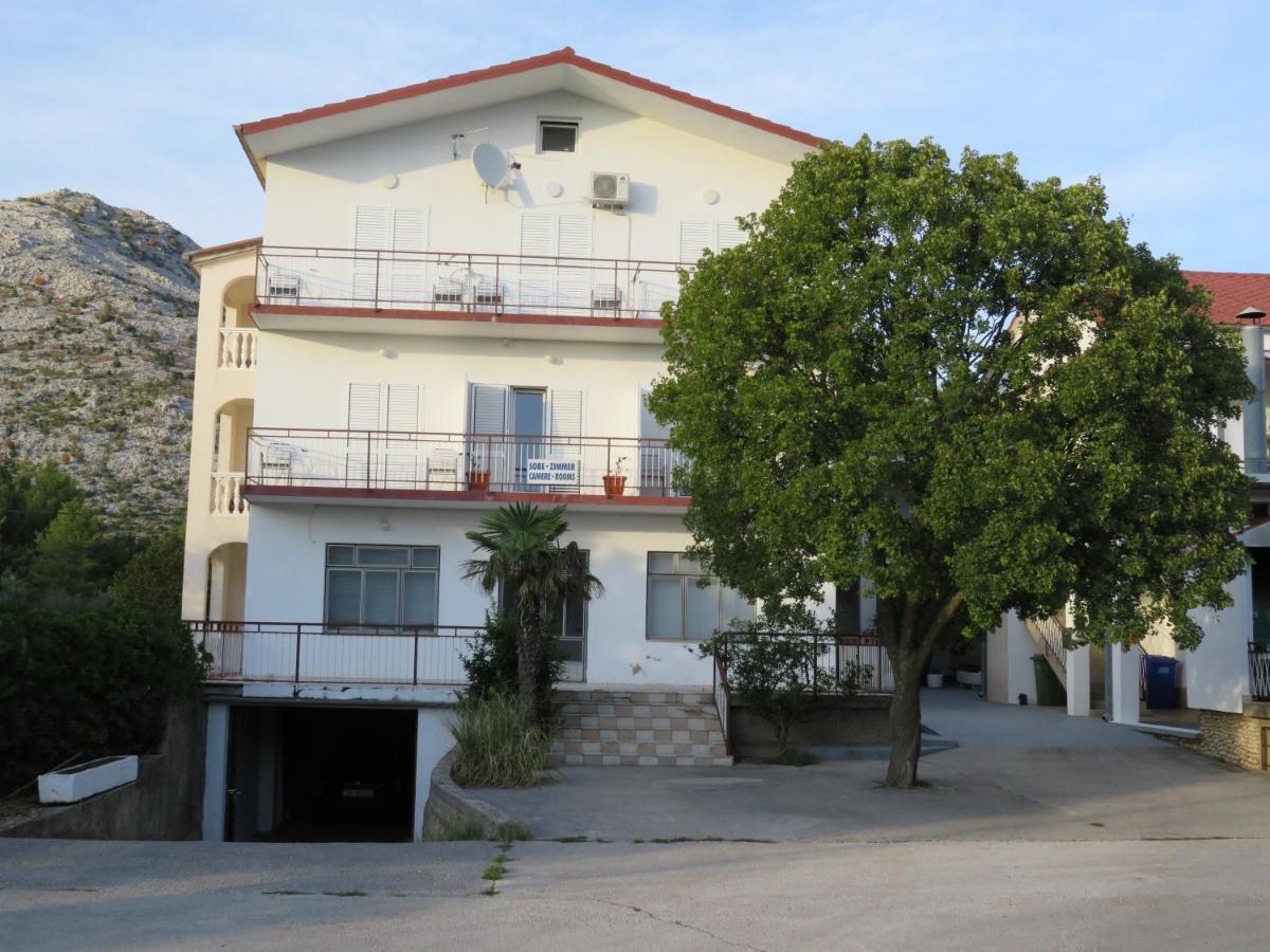 Apartmani Mm Starigrad Paklenica Exteriör bild