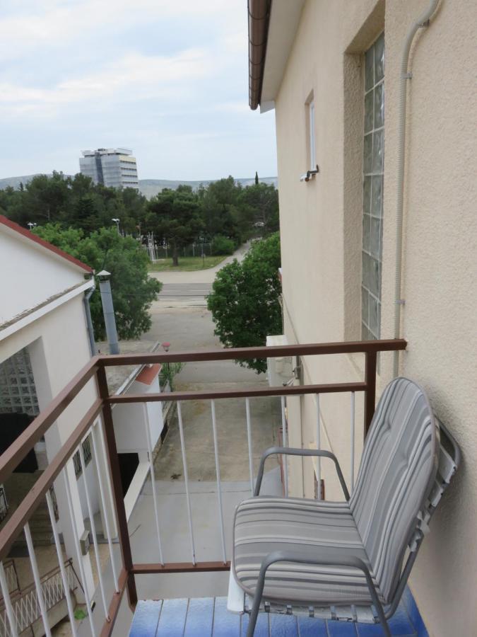 Apartmani Mm Starigrad Paklenica Exteriör bild
