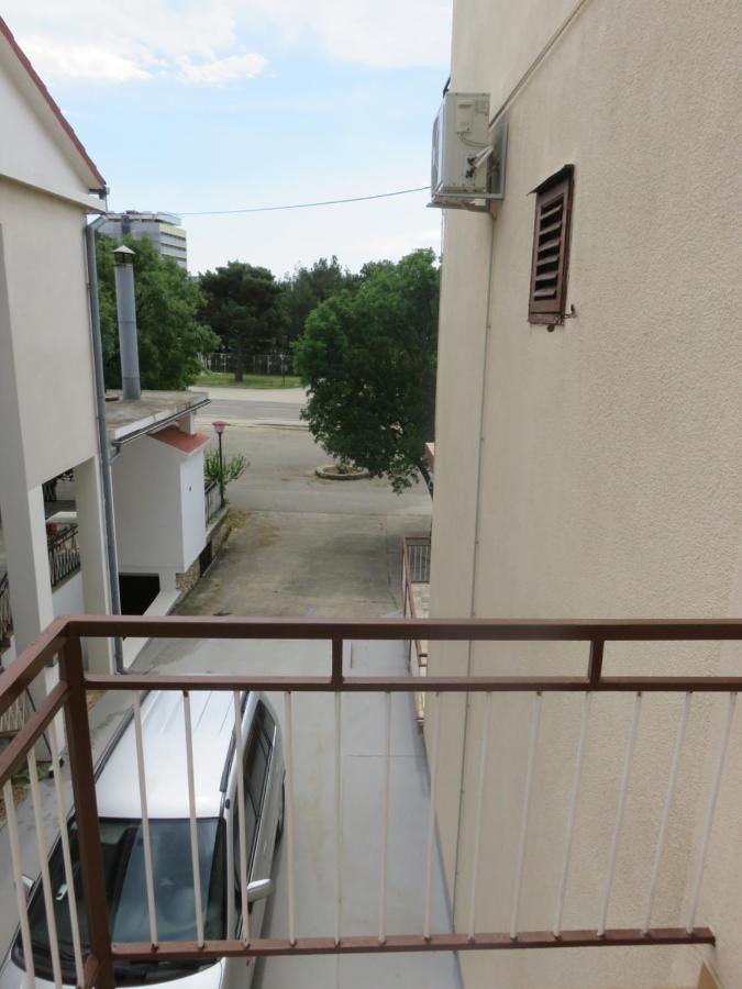 Apartmani Mm Starigrad Paklenica Exteriör bild