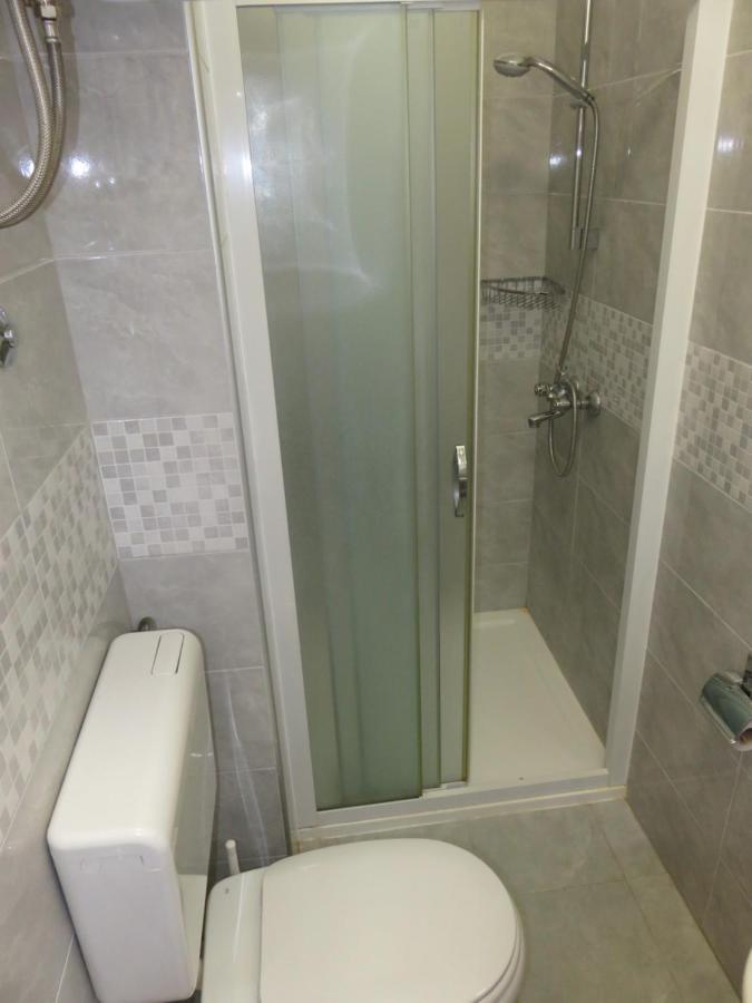 Apartmani Mm Starigrad Paklenica Exteriör bild