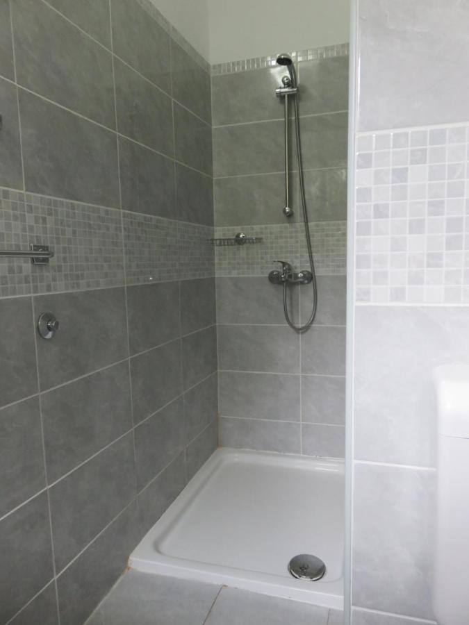 Apartmani Mm Starigrad Paklenica Exteriör bild