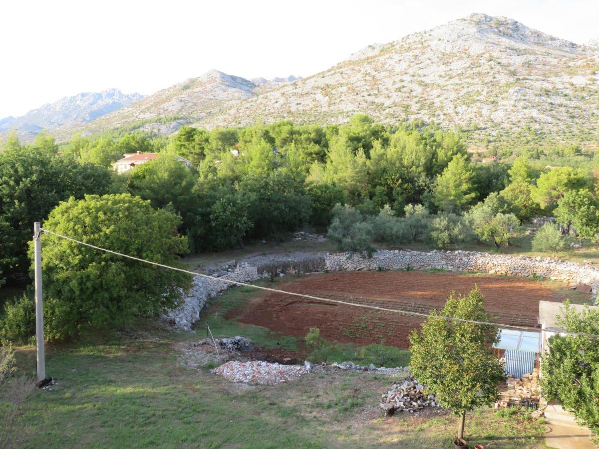 Apartmani Mm Starigrad Paklenica Exteriör bild