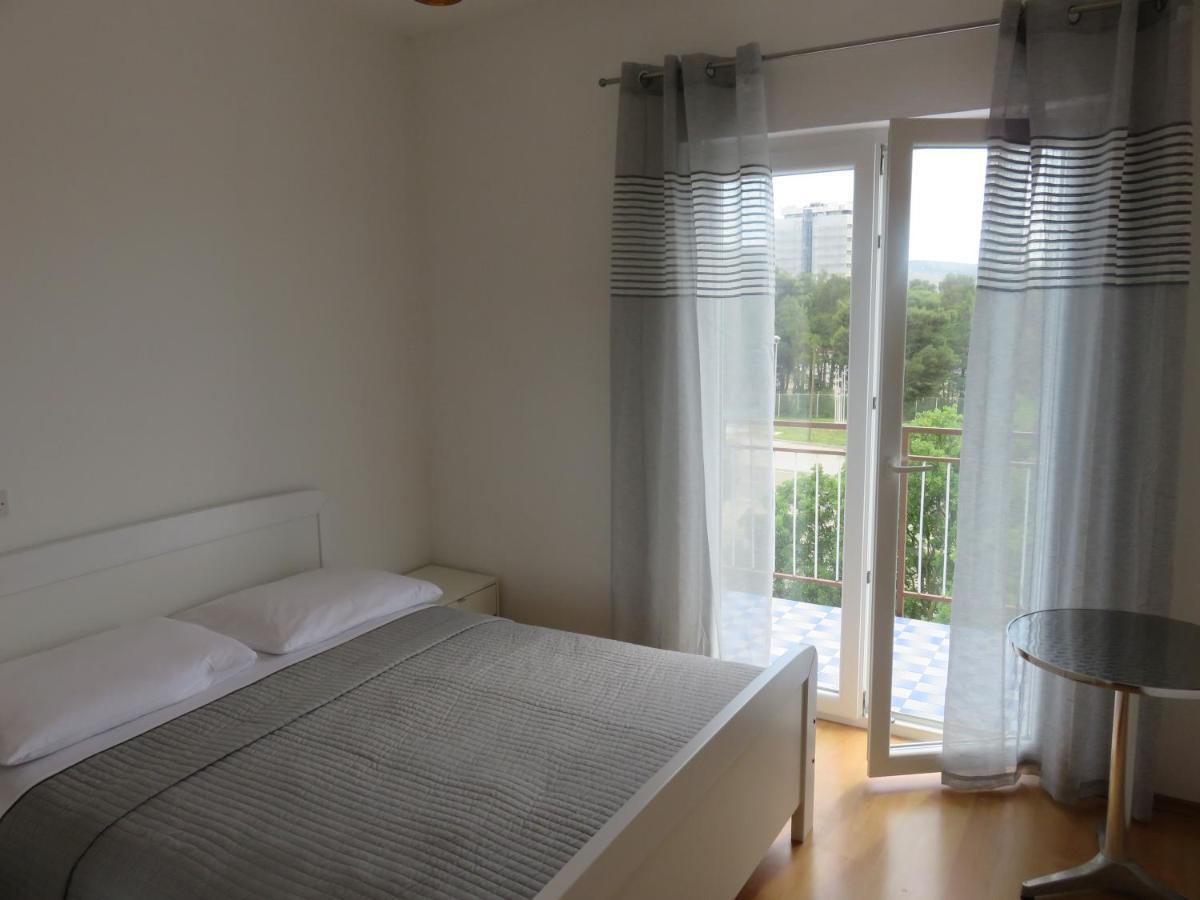 Apartmani Mm Starigrad Paklenica Exteriör bild